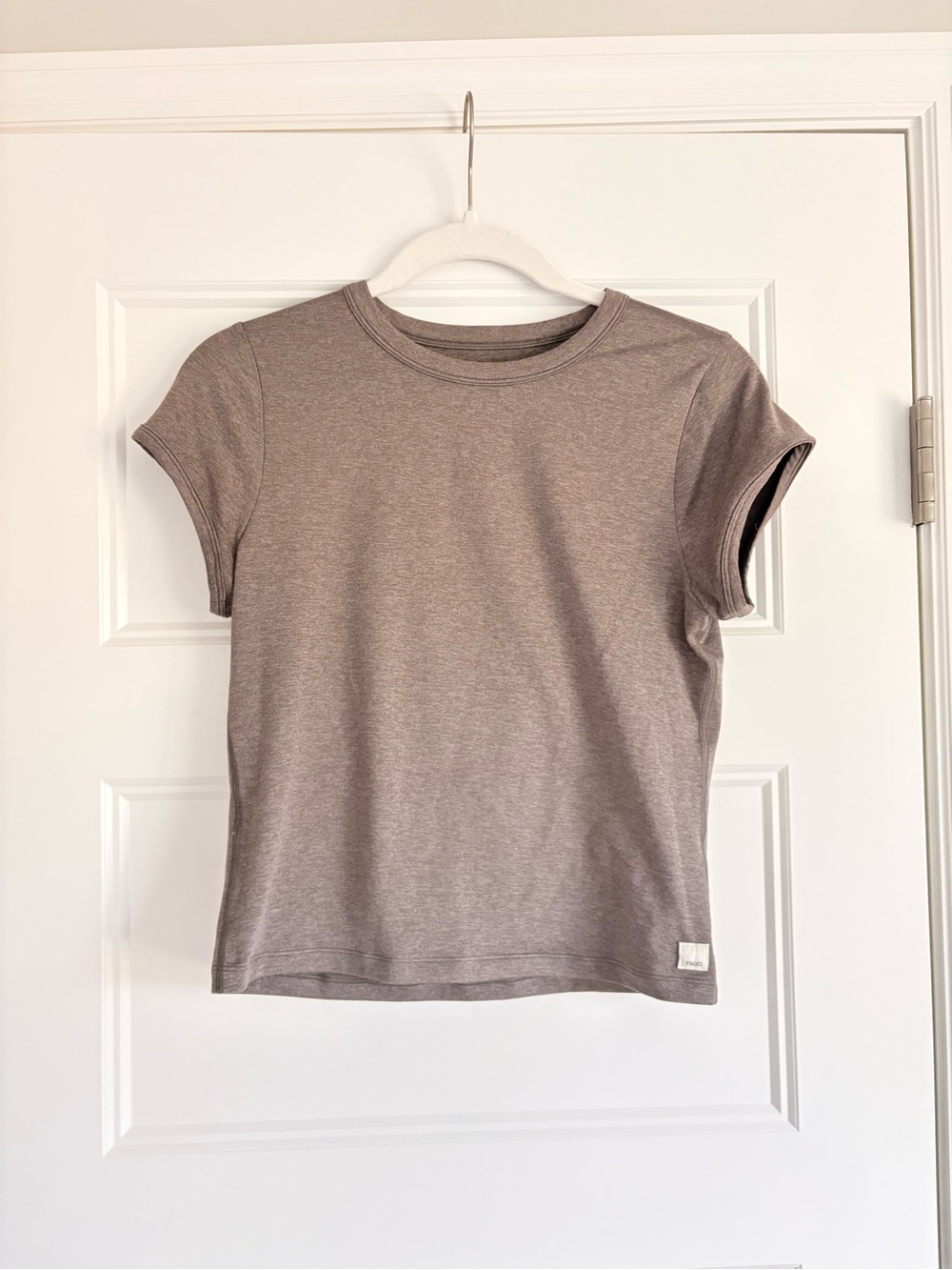 Vuori halo baby tee, size small, heather chia brown - Picture 2 of 4